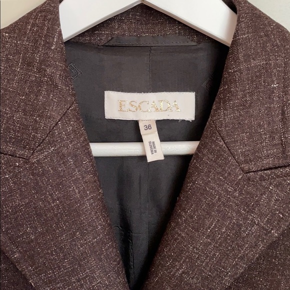 Escada Textured Button Up Blazer - Picture 2 of 8